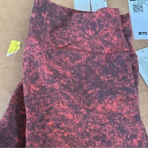 NWT Lululemon high rise wunder train 25” leggings